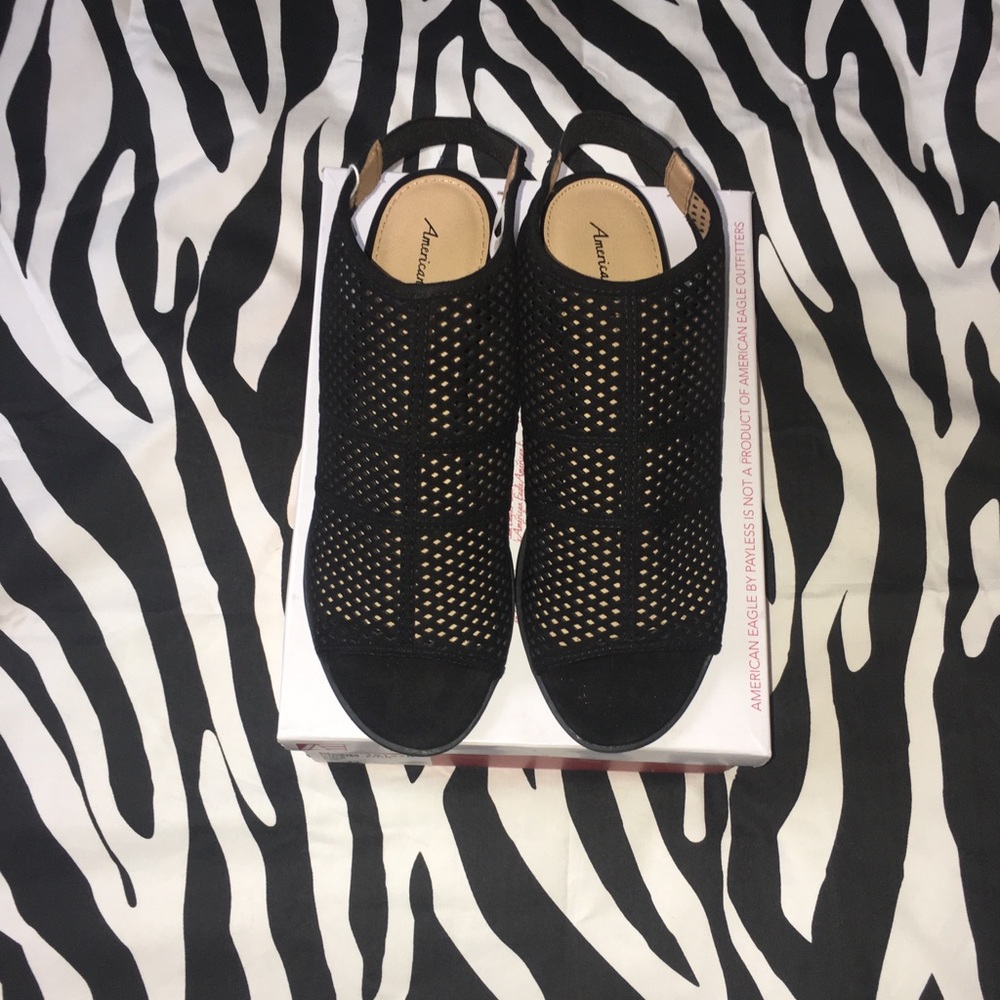 American Eagle Open Toe Shoes